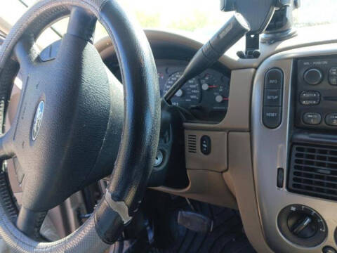 2005 Ford Explorer XLT