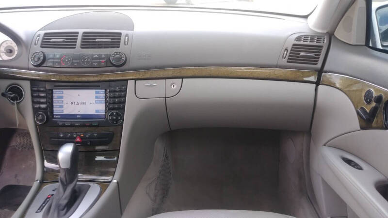 2005 Mercedes-Benz E-Class E 320