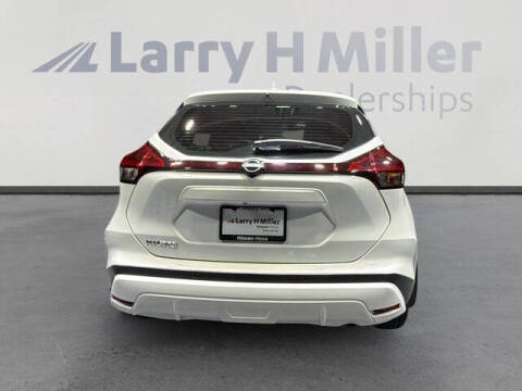 2025 Nissan Kicks Play S