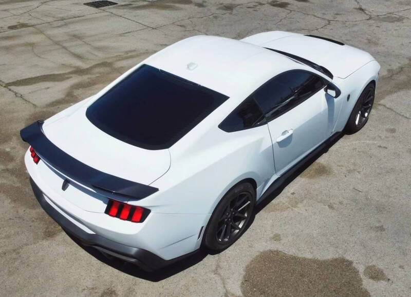 2025 Ford Mustang Dark Horse