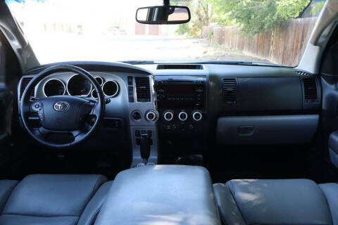 2012 Toyota Sequoia SR5