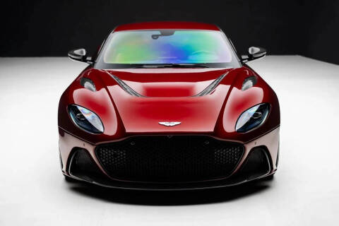 2023 Aston Martin DBS