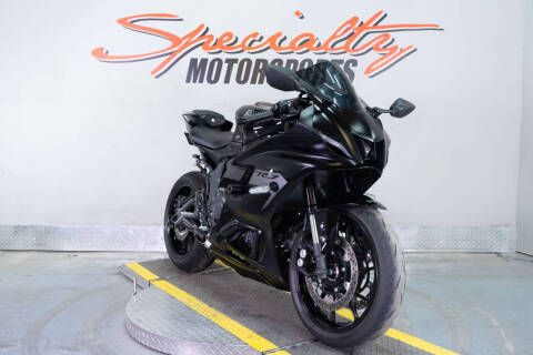 2025 Yamaha YZF-R7