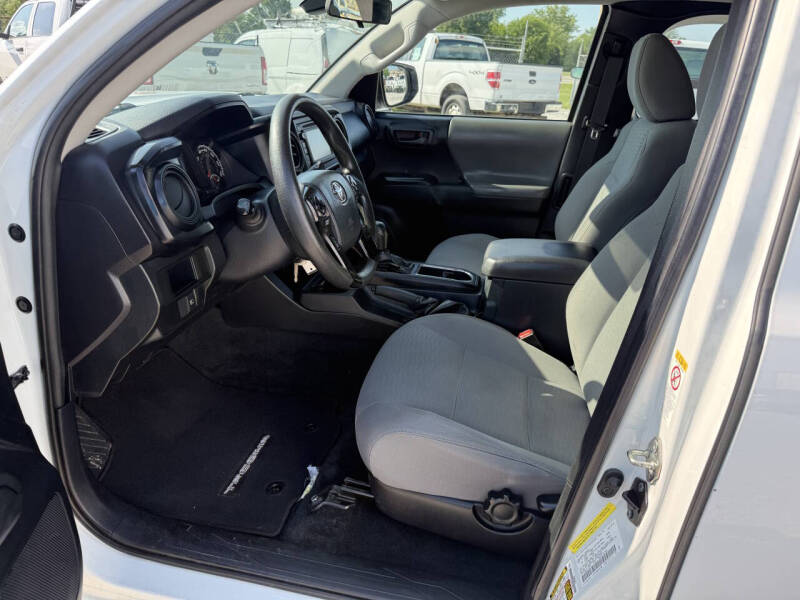 2018 Toyota Tacoma SR
