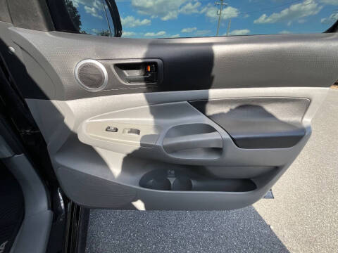 2006 Toyota Tacoma X-Runner V6