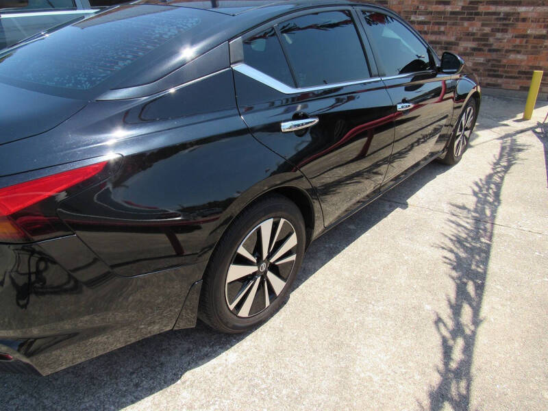 2021 Nissan Altima 2.5 SV
