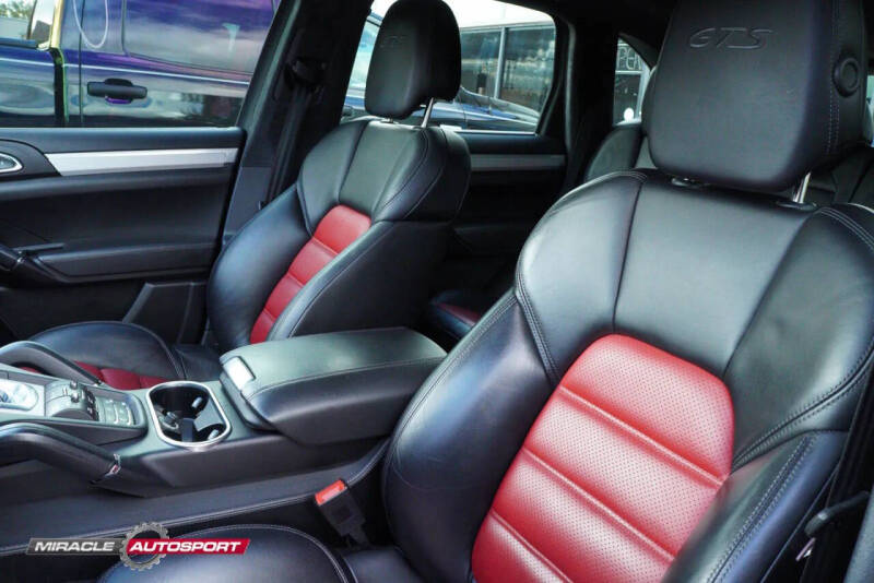 2018 Porsche Cayenne GTS