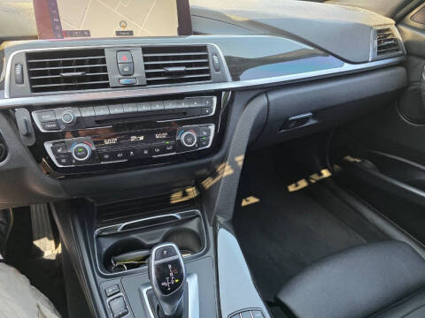 2018 BMW 3 Series 330i