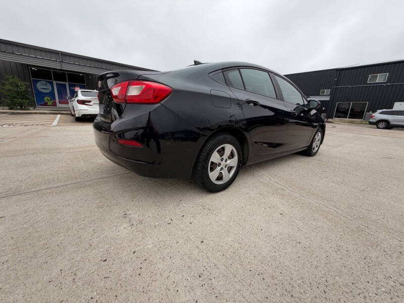 2018 Chevrolet Cruze LS Auto