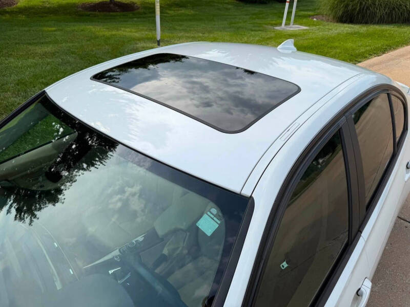 2015 BMW 3 Series 320i