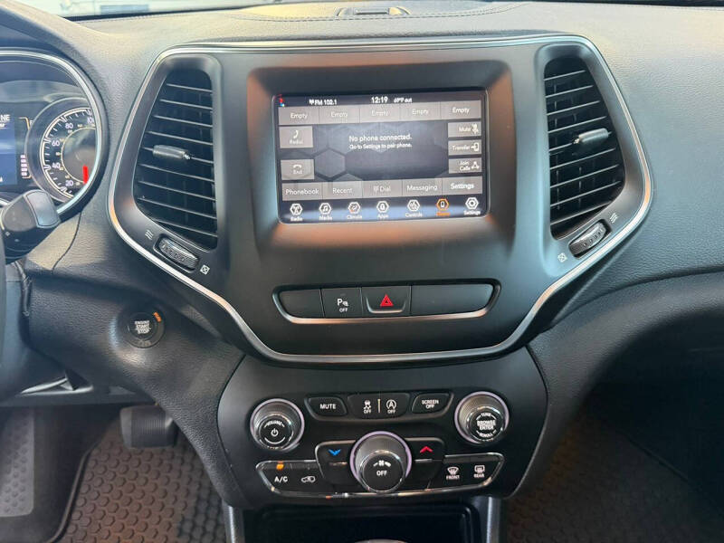 2019 Jeep Cherokee Latitude Plus