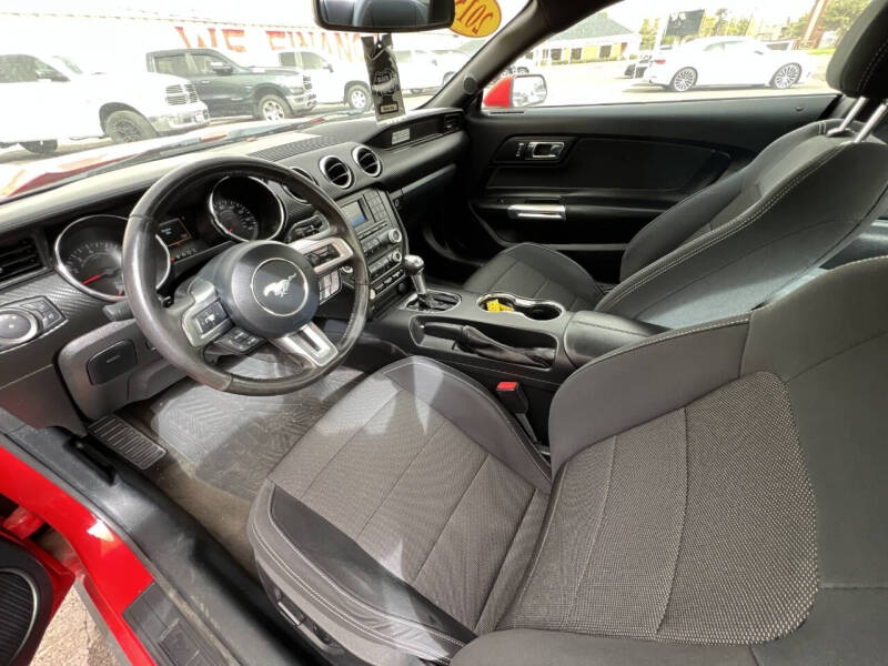 2015 Ford Mustang V6