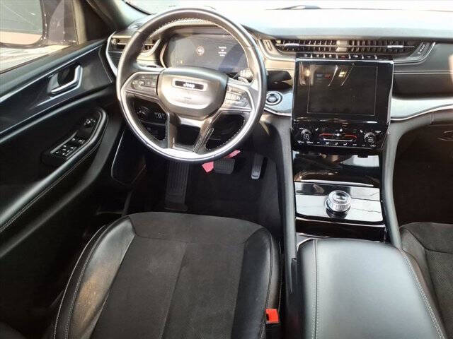 2021 Jeep Grand Cherokee L Laredo