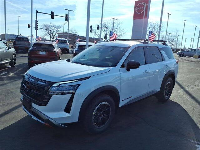 2026 Nissan Pathfinder SV