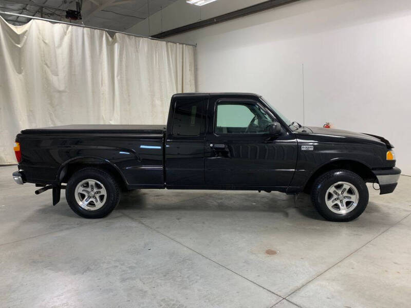 2004 Mazda B-Series B3000 SE