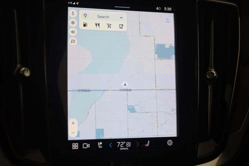 2024 Volvo V60 Cross Country B5 Plus