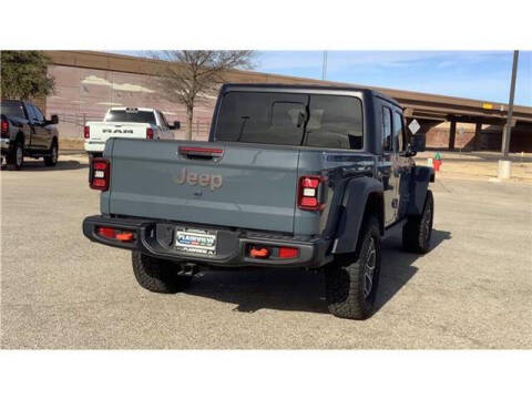 2025 Jeep Gladiator