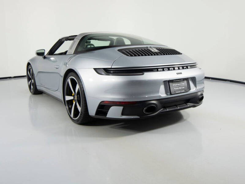 2022 Porsche 911 Targa 4S