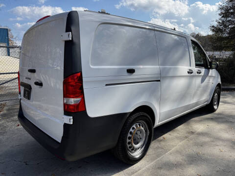 2016 Mercedes-Benz Metris