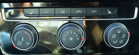 2019 Volkswagen Golf GTI S