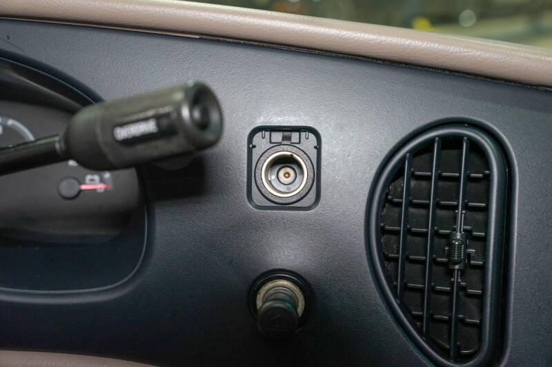 2002 Ford E-Series E-150