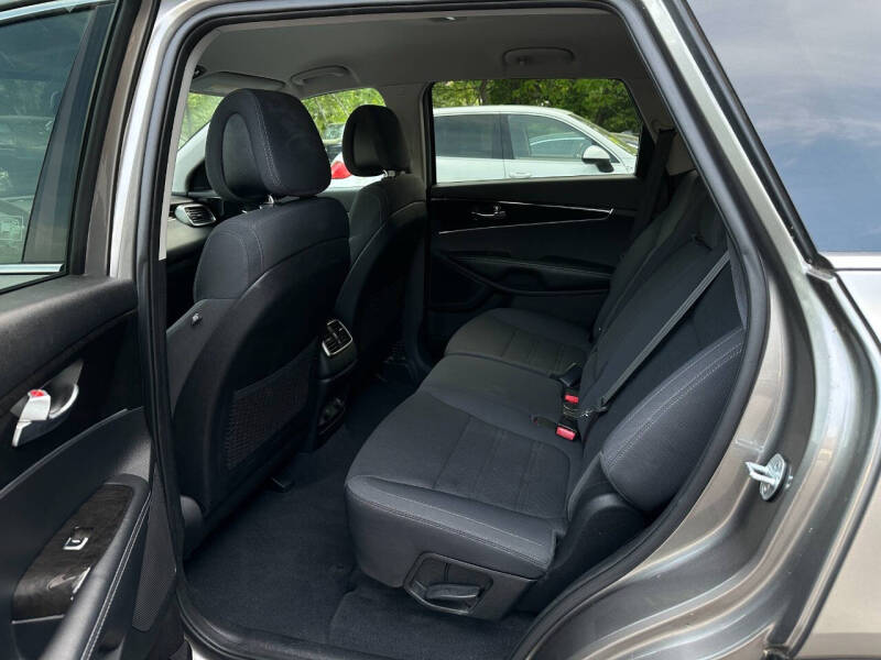 2016 Kia Sorento LX