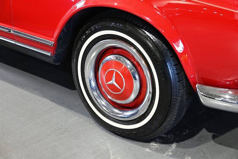 1967 Mercedes-Benz 230SL