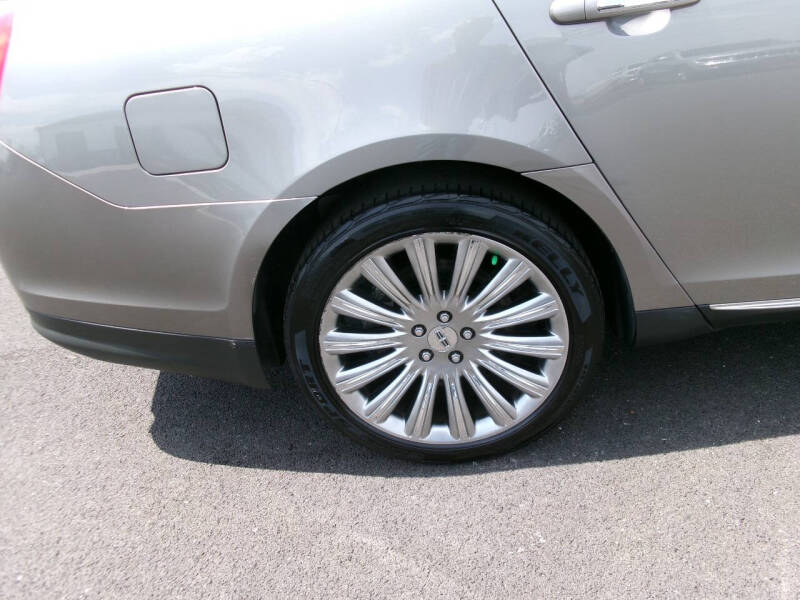 2016 Lincoln MKS