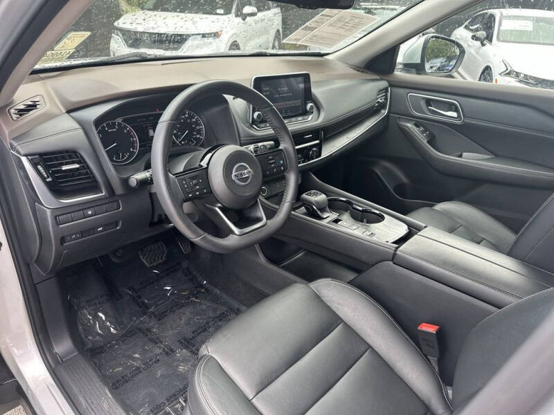 2021 Nissan Rogue SL