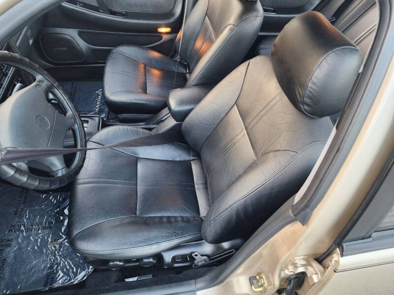 1994 Nissan Maxima SE