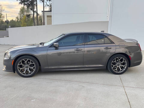 2018 Chrysler 300 S