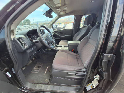 2022 Nissan Frontier S