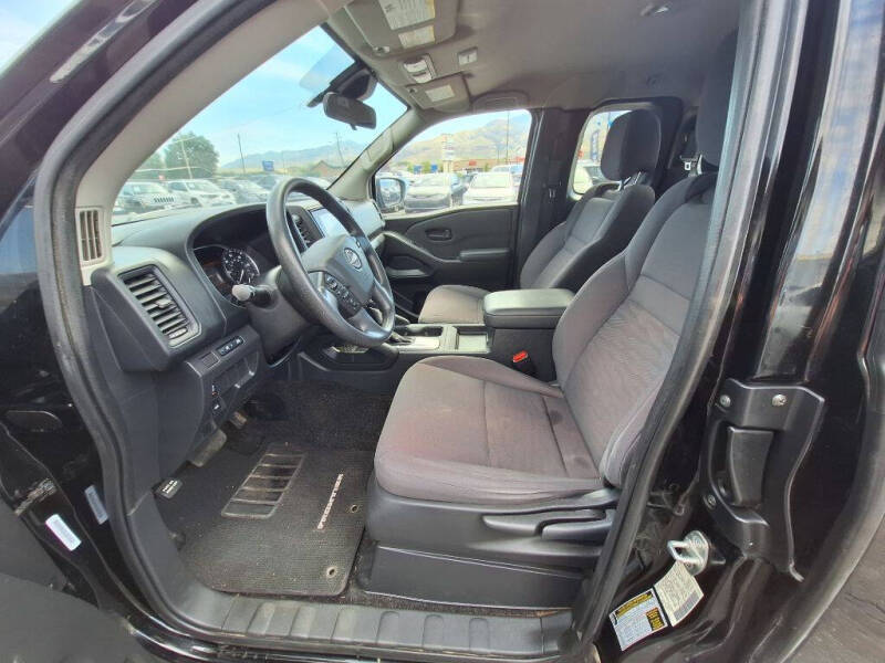 2022 Nissan Frontier S