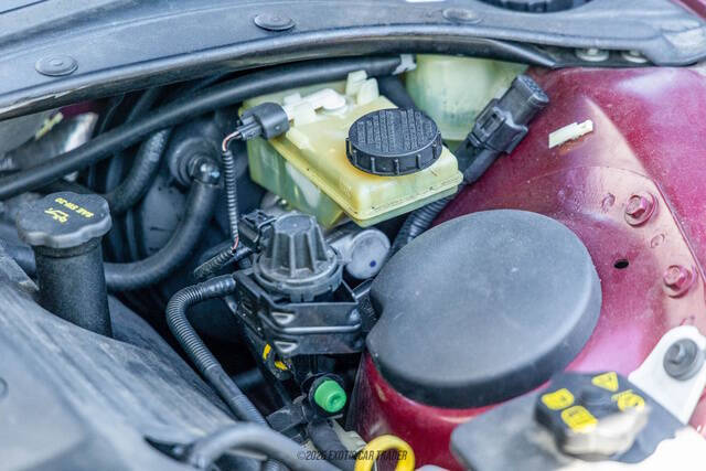 2004 Ford Thunderbird Deluxe