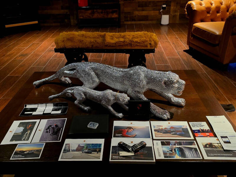 2021 Porsche Panamera 4 Sport Turismo