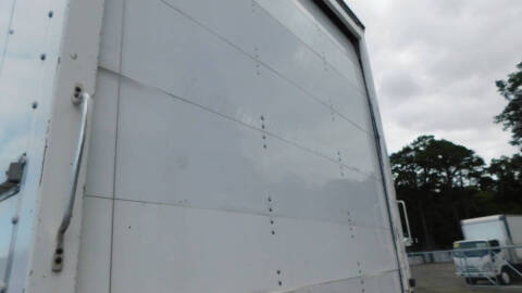 2020 Freightliner M2 106