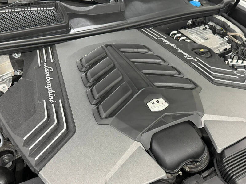 2022 Lamborghini Urus