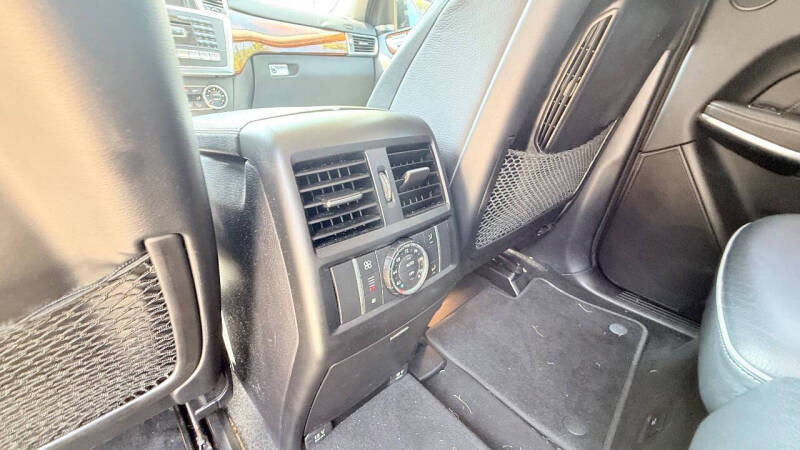 2014 Mercedes-Benz GL-Class GL 550 4MATIC