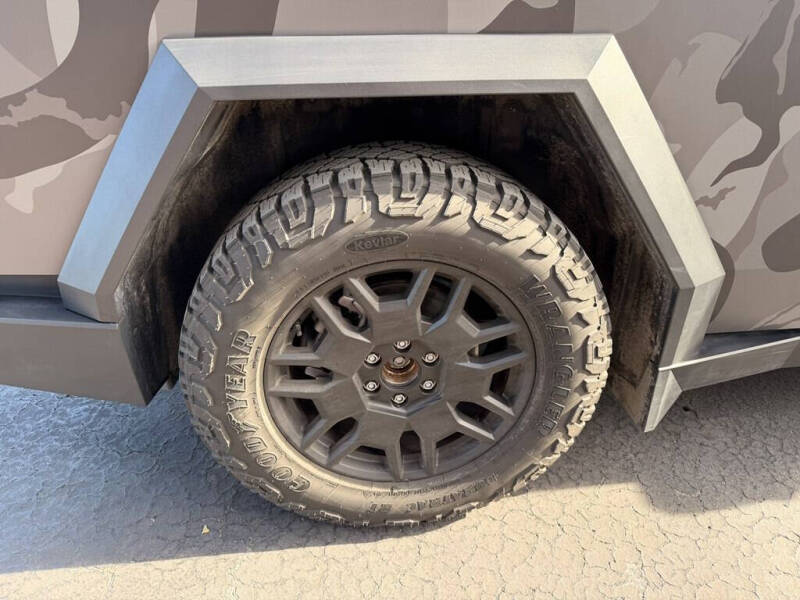 2024 Tesla Cybertruck