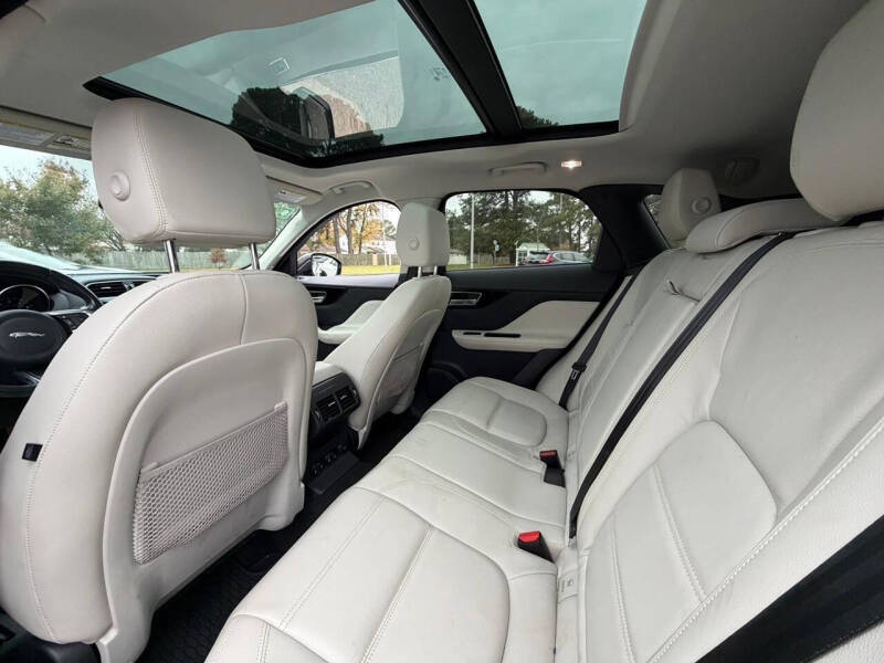 2018 Jaguar F-PACE 25t Prestige