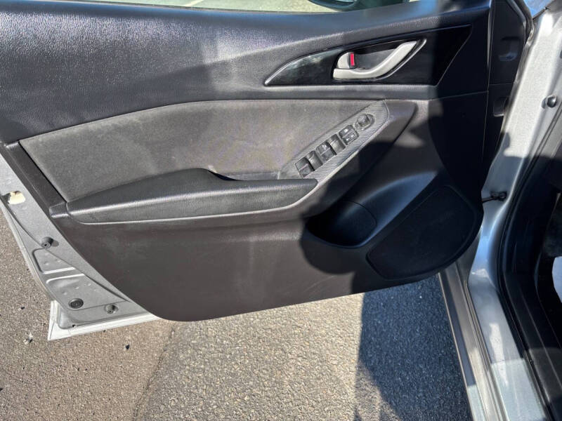2015 Mazda MAZDA3 i Sport