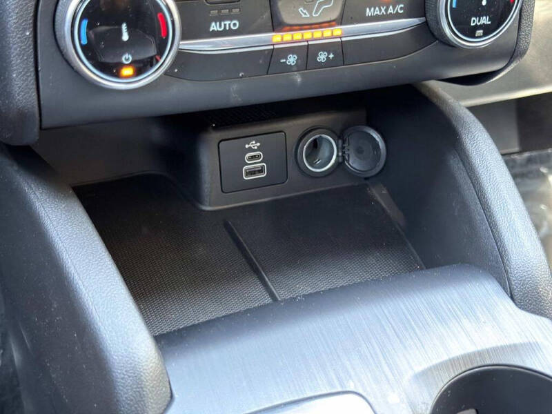 2025 Ford Escape Active
