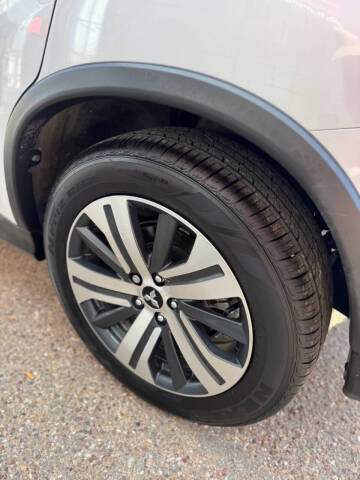 2024 Mitsubishi Outlander Sport S