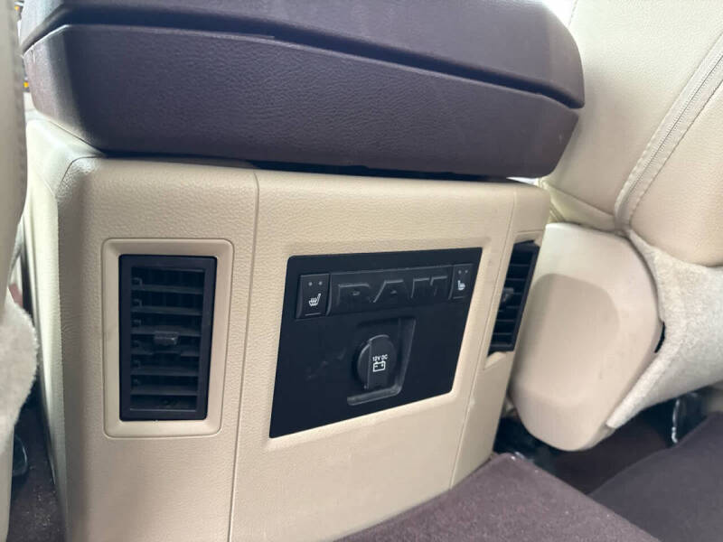 2017 RAM 1500 Laramie