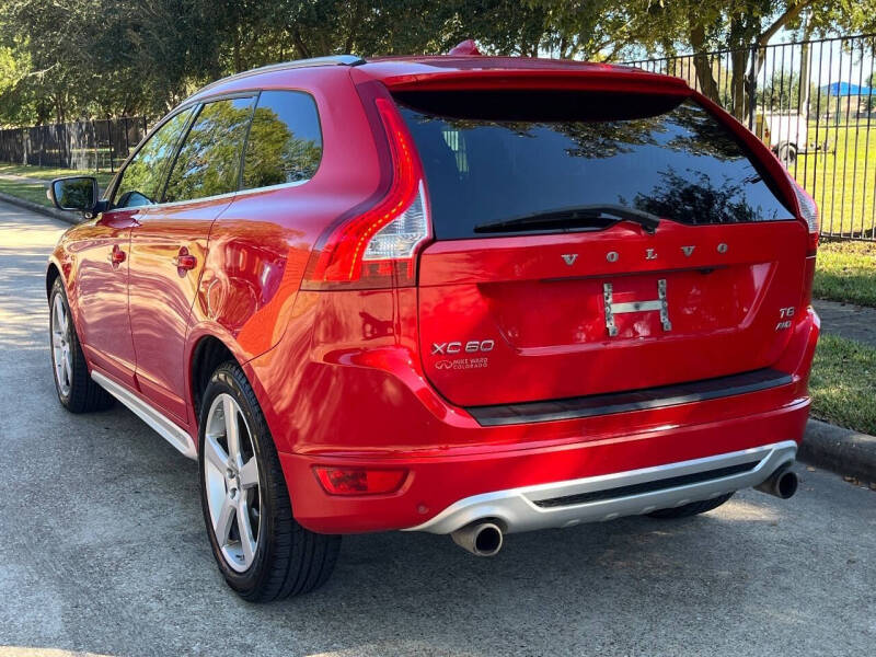 2011 Volvo XC60 T6 R-Design