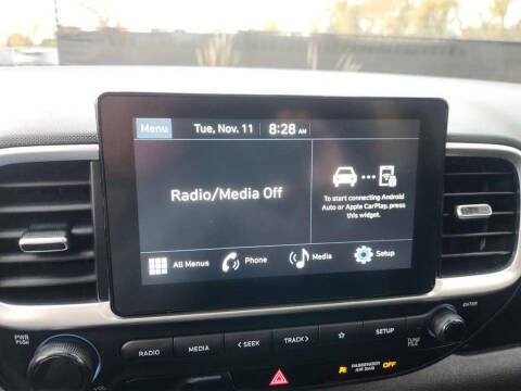 2024 Hyundai Venue SEL