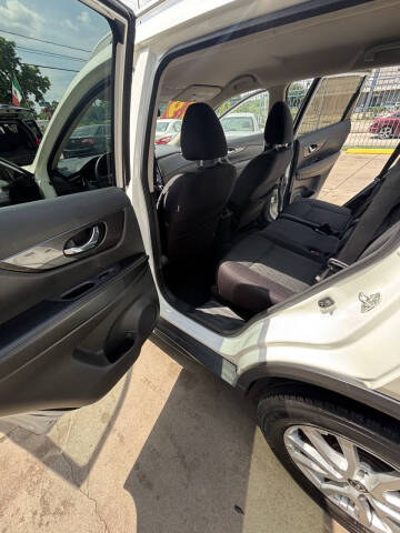 2019 Nissan Rogue SV