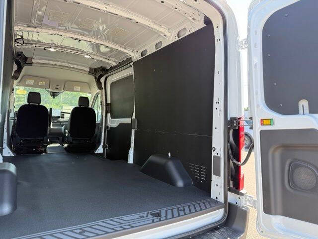 2026 Ford Transit 250