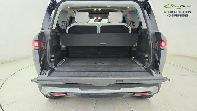 2024 Rivian R1S Adventure