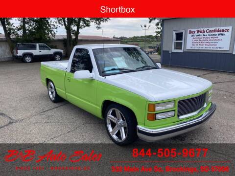 1995 GMC Sierra 1500 for sale at B & B Auto Sales in Brookings SD